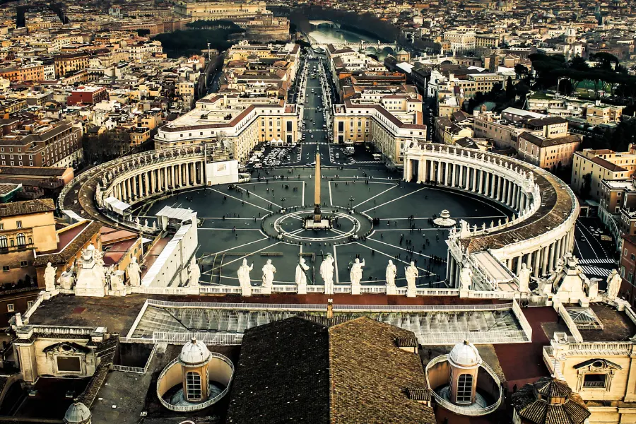 Vatican most smallest country